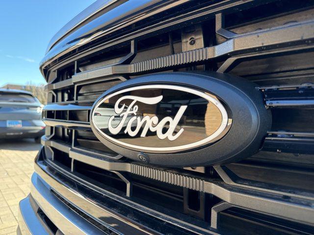 new 2024 Ford F-150 car, priced at $58,001