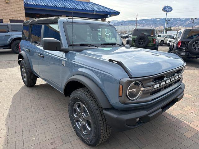 new 2024 Ford Bronco car, priced at $45,005