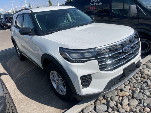 new 2025 Ford Explorer car, priced at $39,811