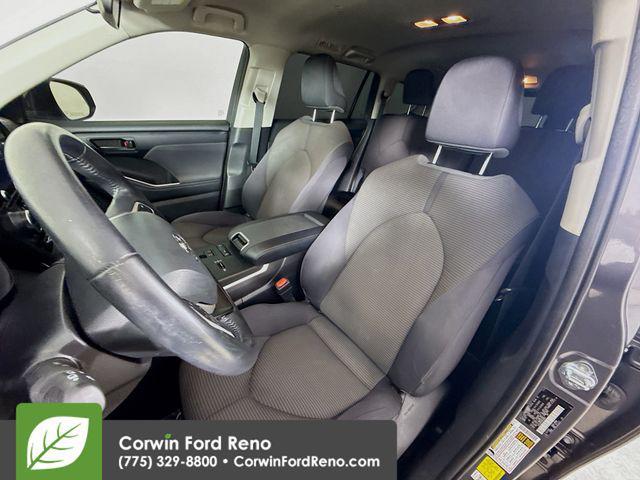 used 2022 Toyota Highlander car