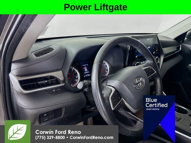 used 2022 Toyota Highlander car, priced at $28,389
