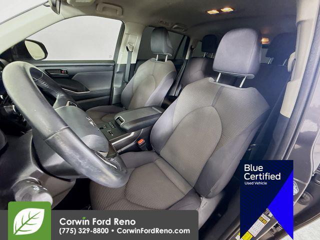 used 2022 Toyota Highlander car, priced at $28,389