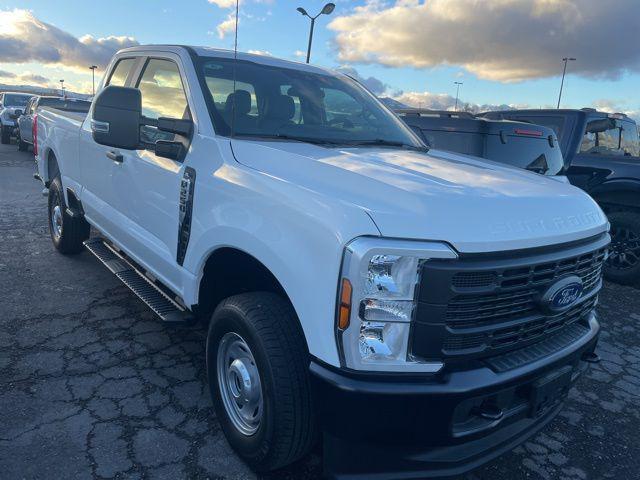 new 2024 Ford F-250 car, priced at $48,744