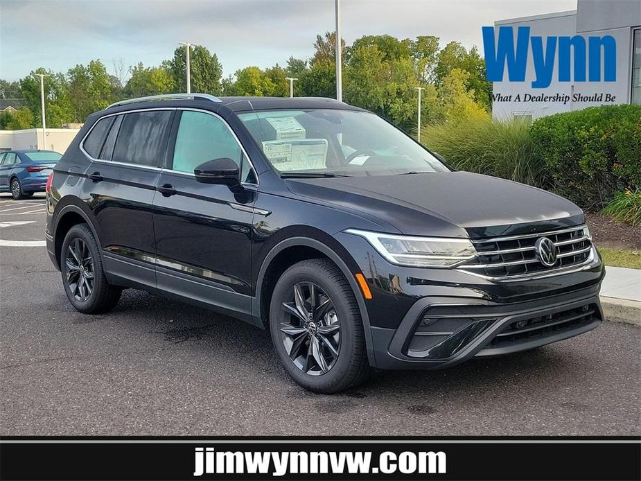 new 2024 Volkswagen Tiguan car, priced at $33,614