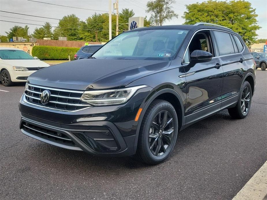 new 2024 Volkswagen Tiguan car, priced at $33,614