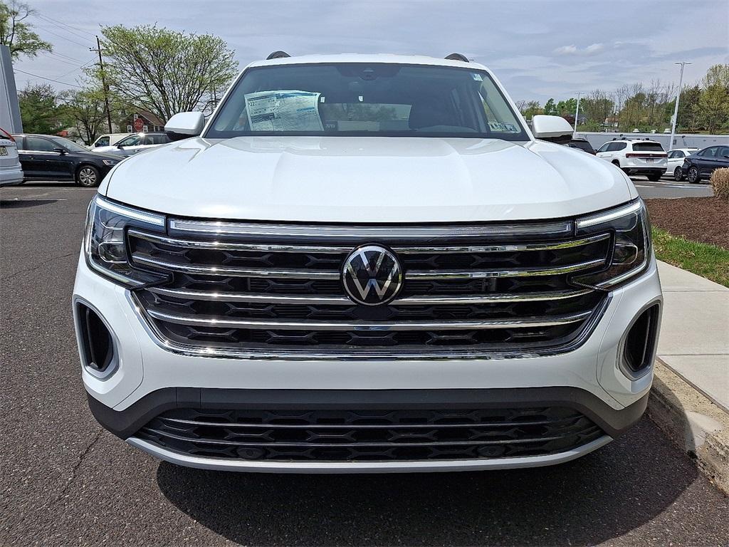 new 2025 Volkswagen Atlas car, priced at $36,660