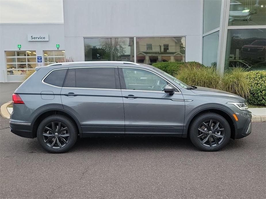 new 2024 Volkswagen Tiguan car, priced at $36,582