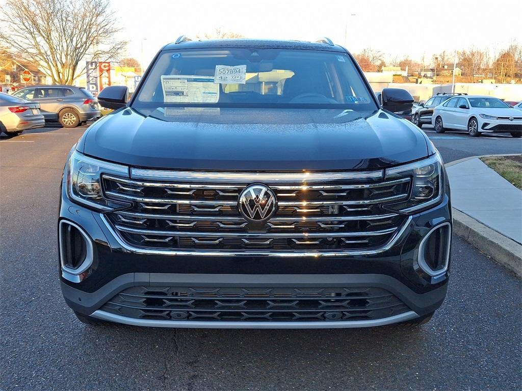 new 2025 Volkswagen Atlas car, priced at $47,647