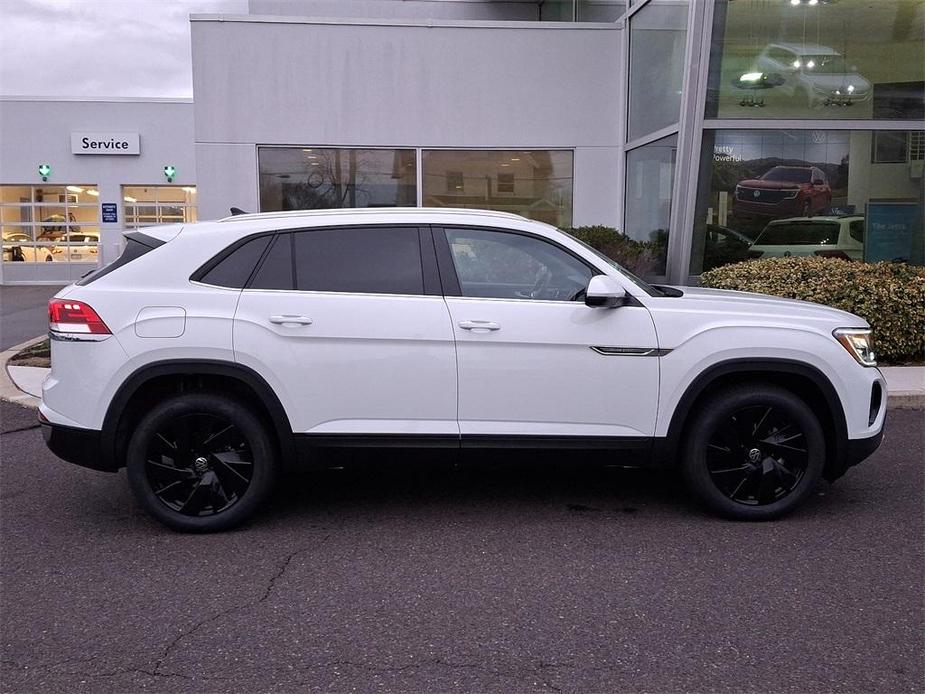 new 2025 Volkswagen Atlas Cross Sport car, priced at $44,342