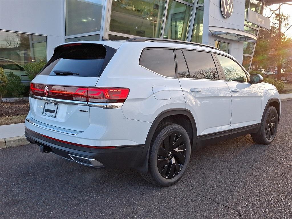 new 2025 Volkswagen Atlas car, priced at $45,389