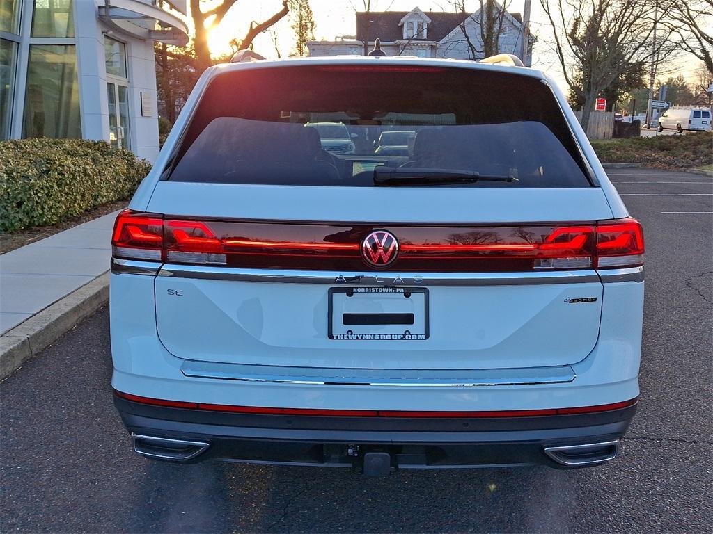 new 2025 Volkswagen Atlas car, priced at $45,389