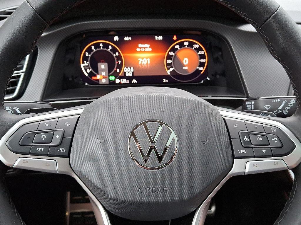 new 2025 Volkswagen Atlas car, priced at $45,618