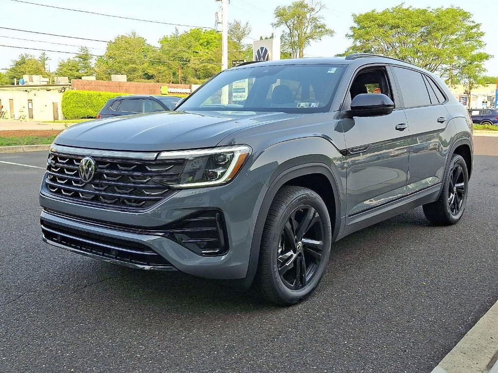 new 2025 Volkswagen Atlas Cross Sport car, priced at $45,625