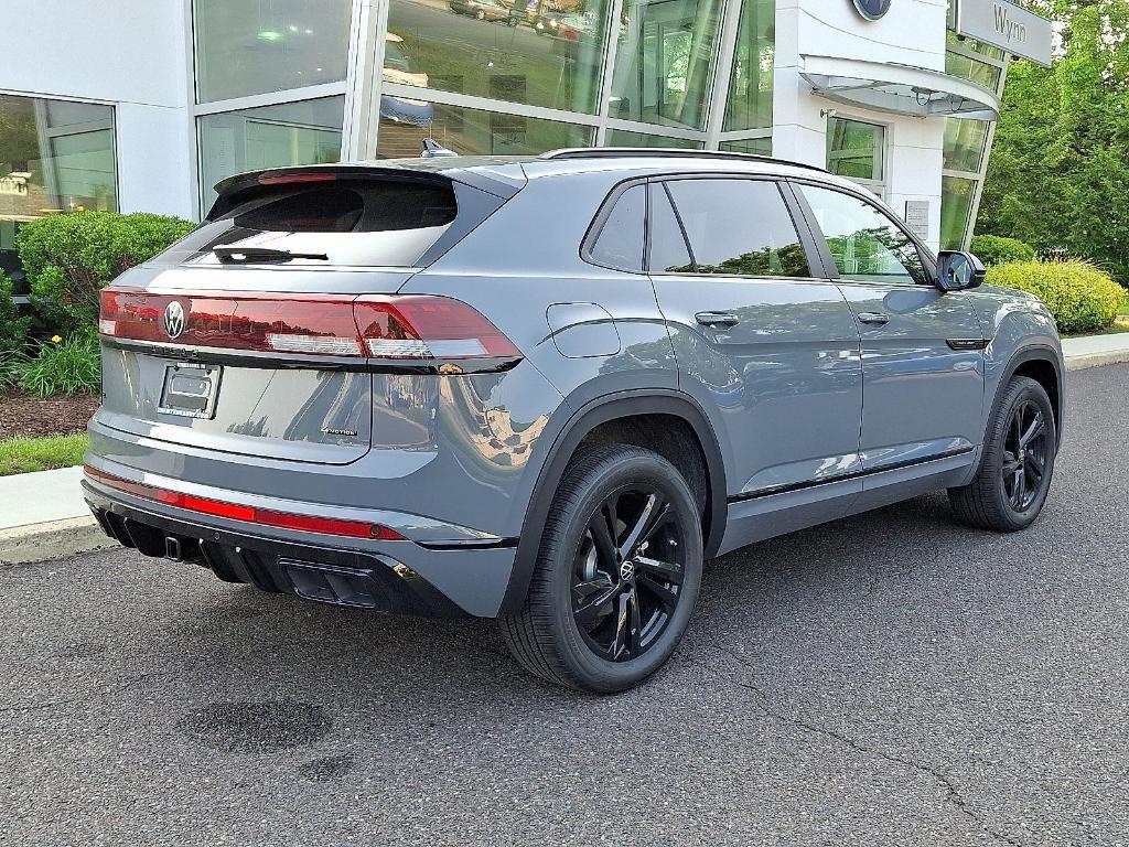 new 2025 Volkswagen Atlas Cross Sport car, priced at $45,625