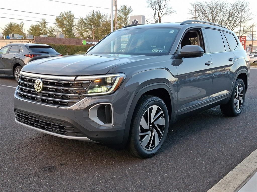 new 2025 Volkswagen Atlas car, priced at $42,640