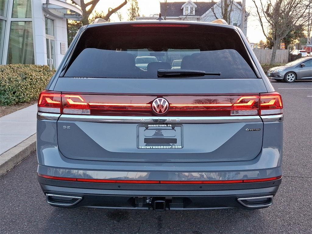 new 2025 Volkswagen Atlas car, priced at $46,155