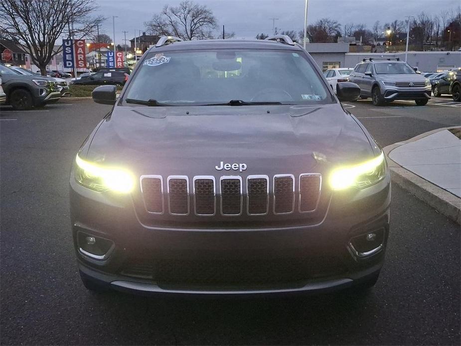 used 2019 Jeep Cherokee car, priced at $15,546