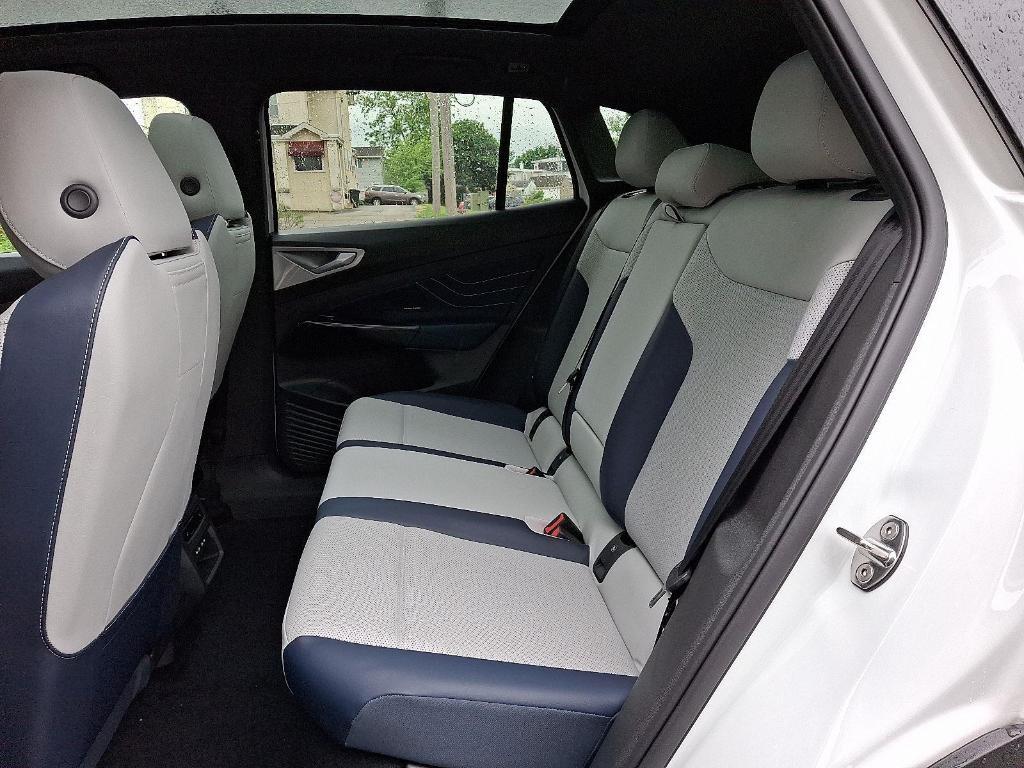 new 2025 Volkswagen ID.4 car, priced at $53,045