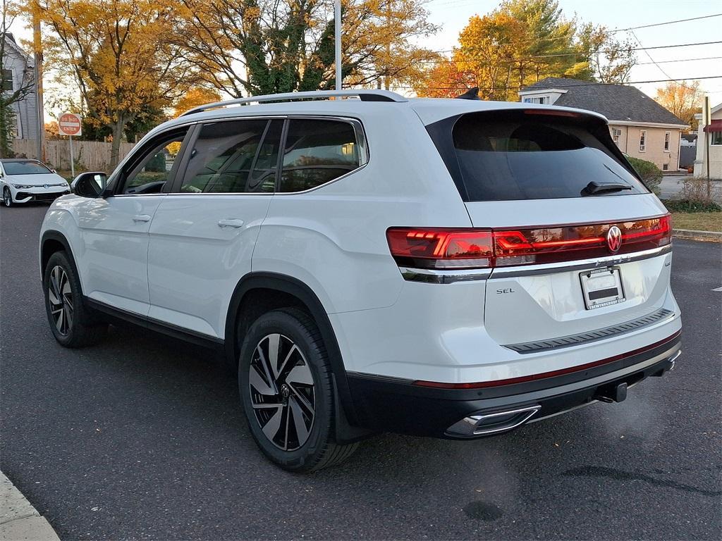 new 2025 Volkswagen Atlas car, priced at $48,643