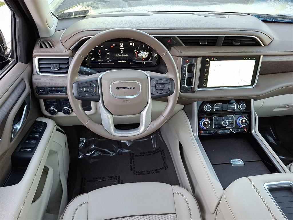 used 2022 GMC Yukon XL car, priced at $52,590