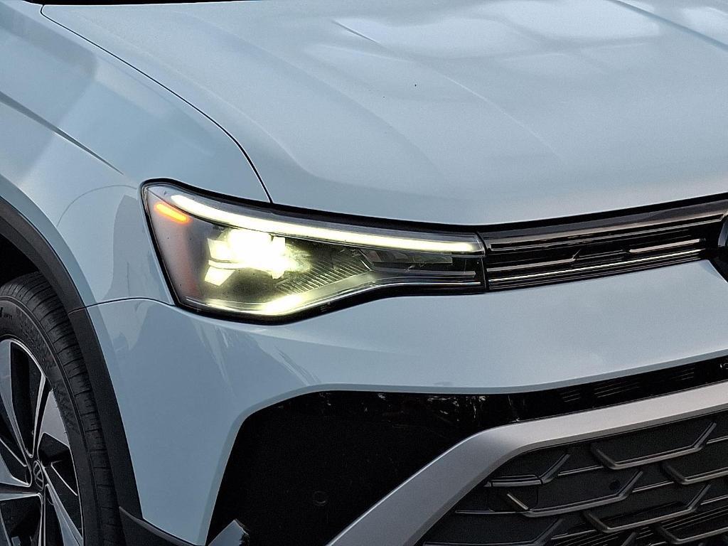new 2025 Volkswagen Taos car, priced at $32,631
