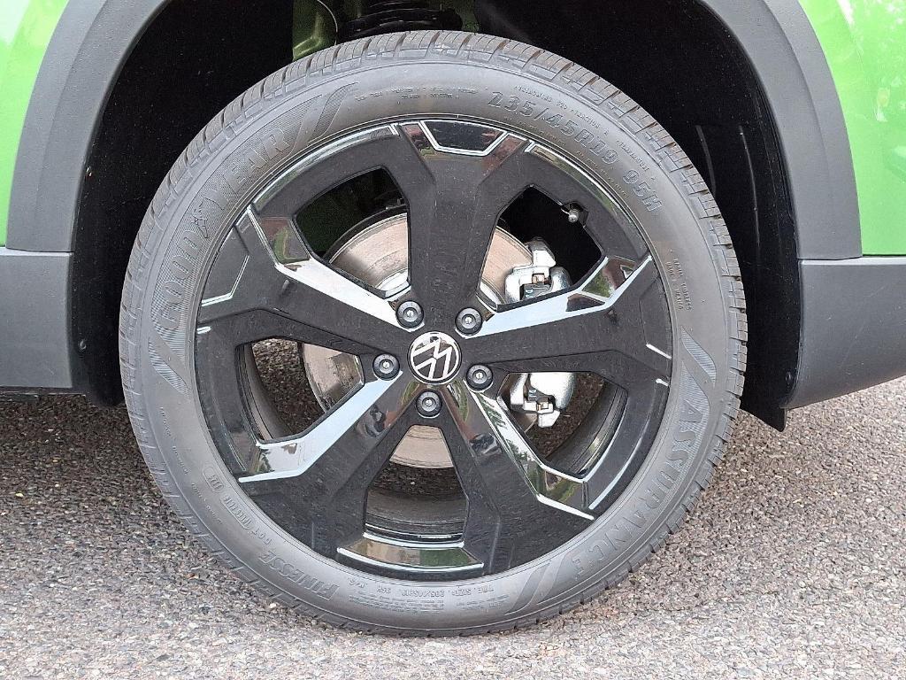 new 2025 Volkswagen Taos car, priced at $33,672