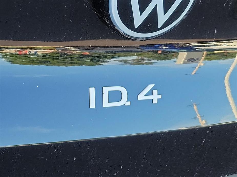 new 2024 Volkswagen ID.4 car, priced at $41,023