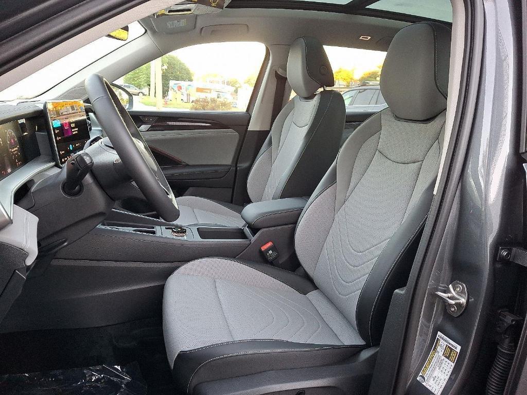 new 2025 Volkswagen Tiguan car, priced at $38,083