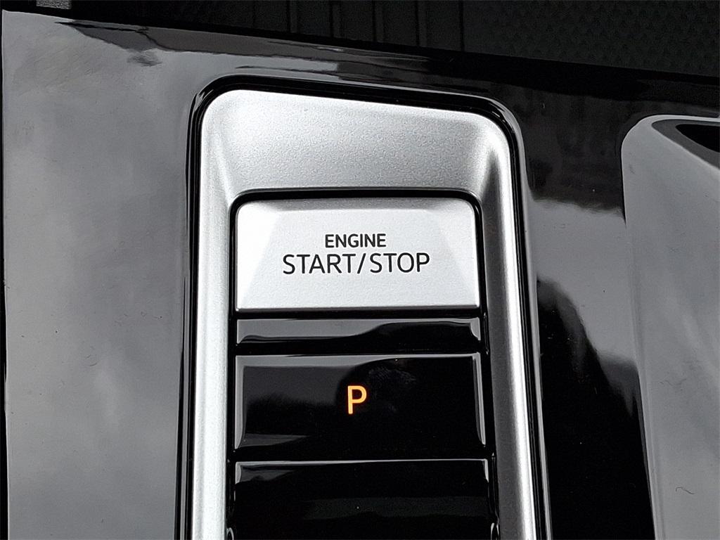 new 2025 Volkswagen Atlas car, priced at $52,493