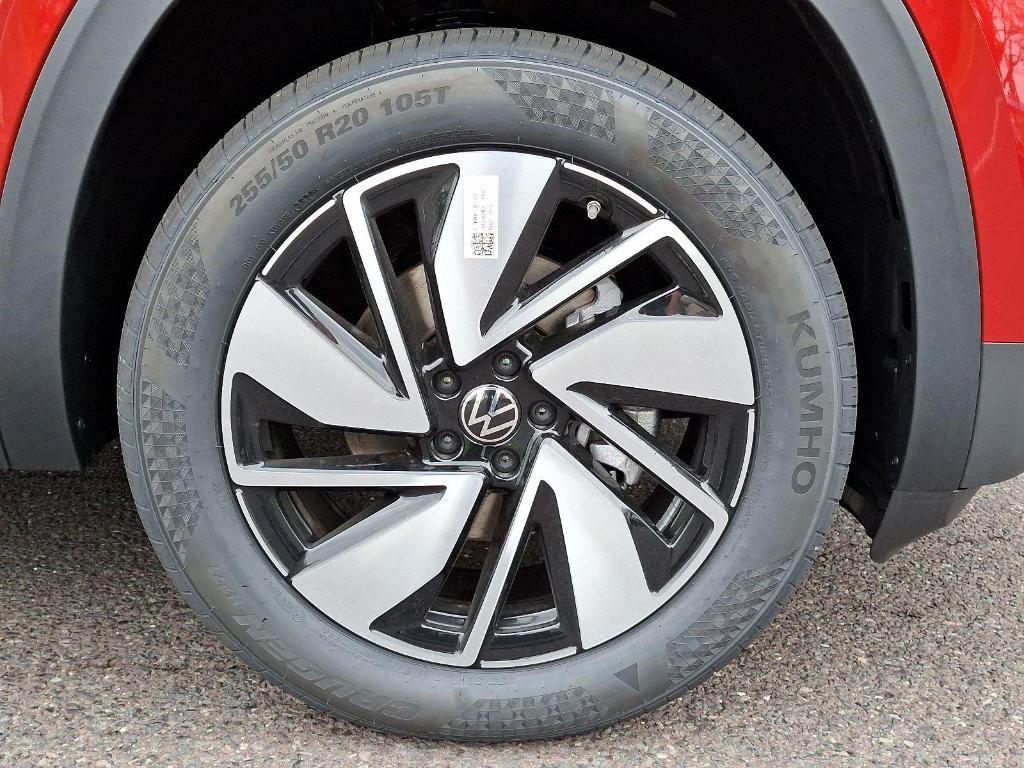 new 2025 Volkswagen Atlas car, priced at $52,493