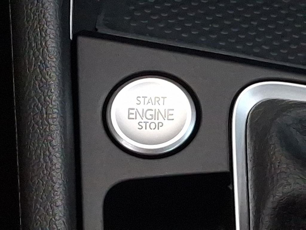 new 2025 Volkswagen Jetta car, priced at $27,172