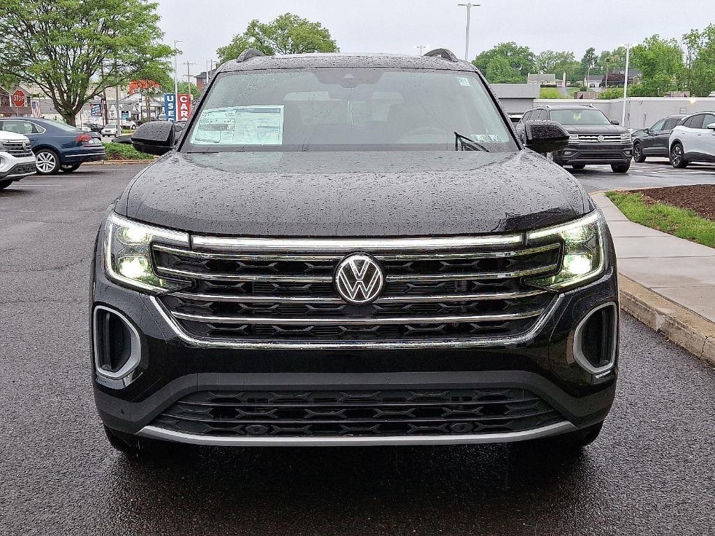 new 2025 Volkswagen Atlas car, priced at $48,817