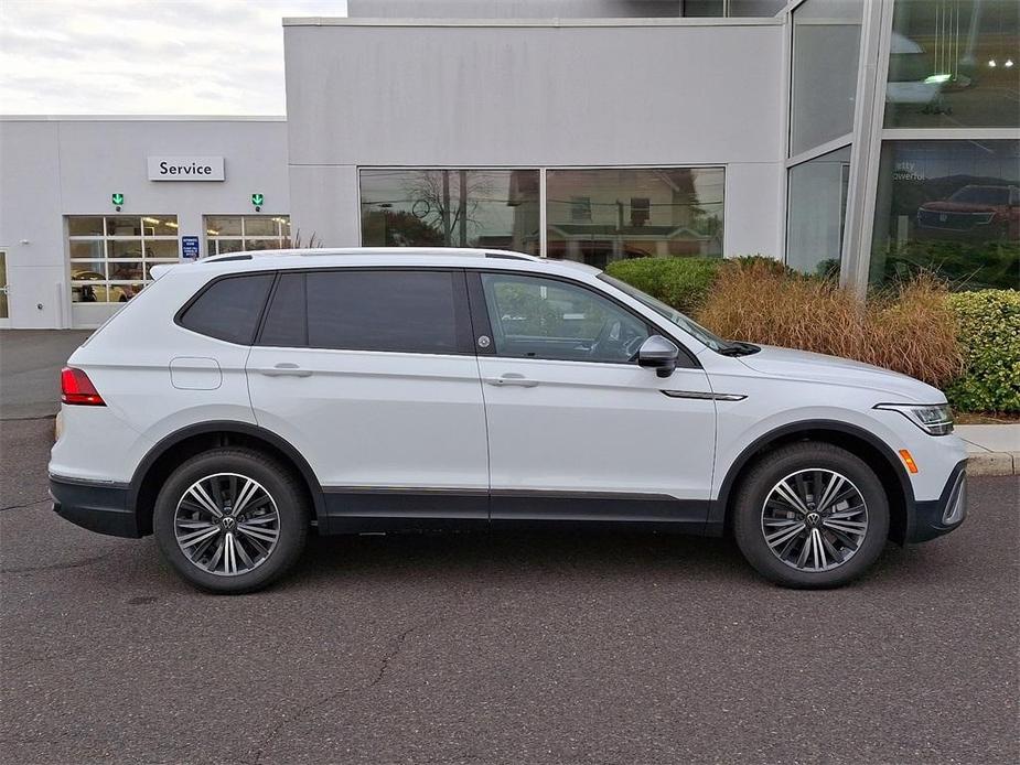 new 2024 Volkswagen Tiguan car, priced at $36,090