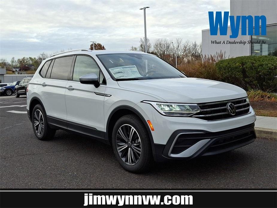 new 2024 Volkswagen Tiguan car, priced at $36,090