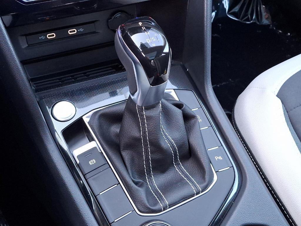 new 2025 Volkswagen Taos car, priced at $31,088