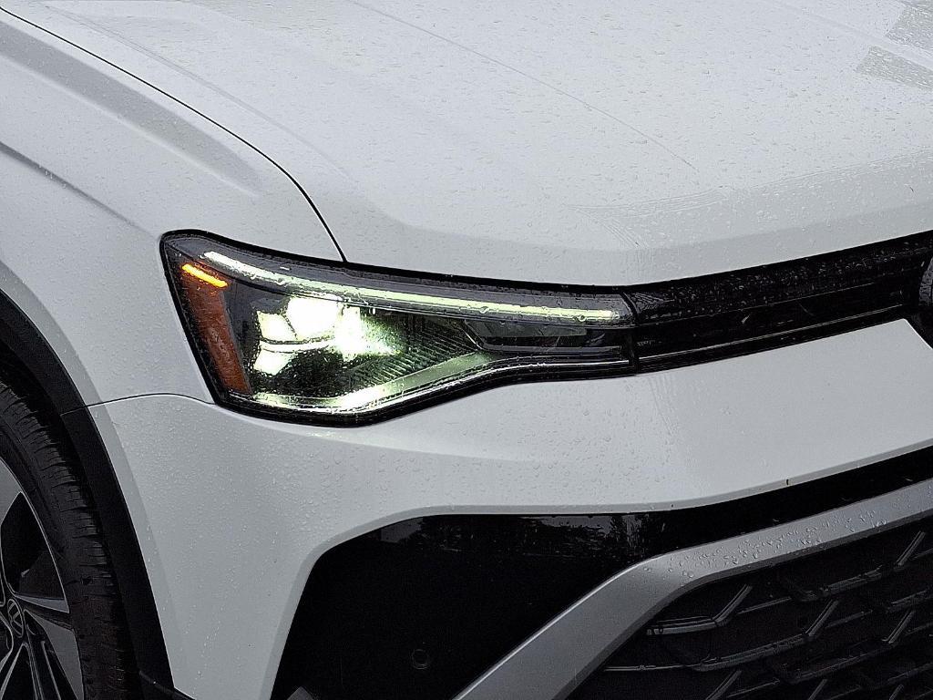 new 2025 Volkswagen Taos car, priced at $30,433