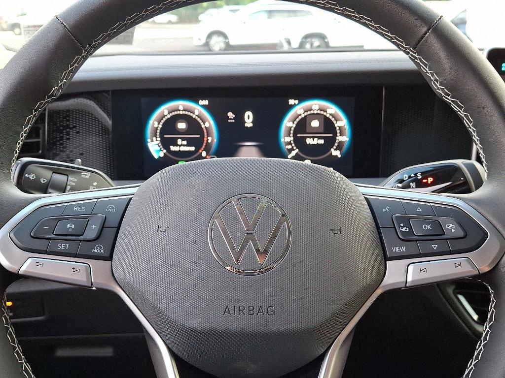 new 2025 Volkswagen Tiguan car, priced at $35,921