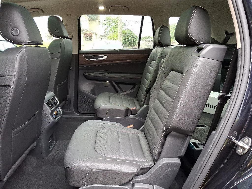 new 2025 Volkswagen Atlas car, priced at $48,061
