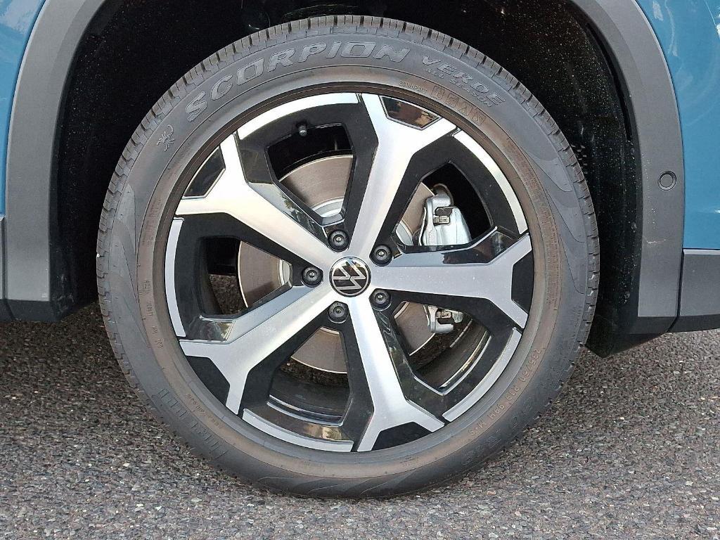 new 2025 Volkswagen Tiguan car, priced at $36,143