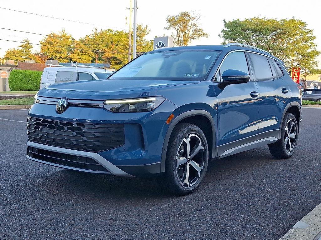 new 2025 Volkswagen Tiguan car, priced at $36,143