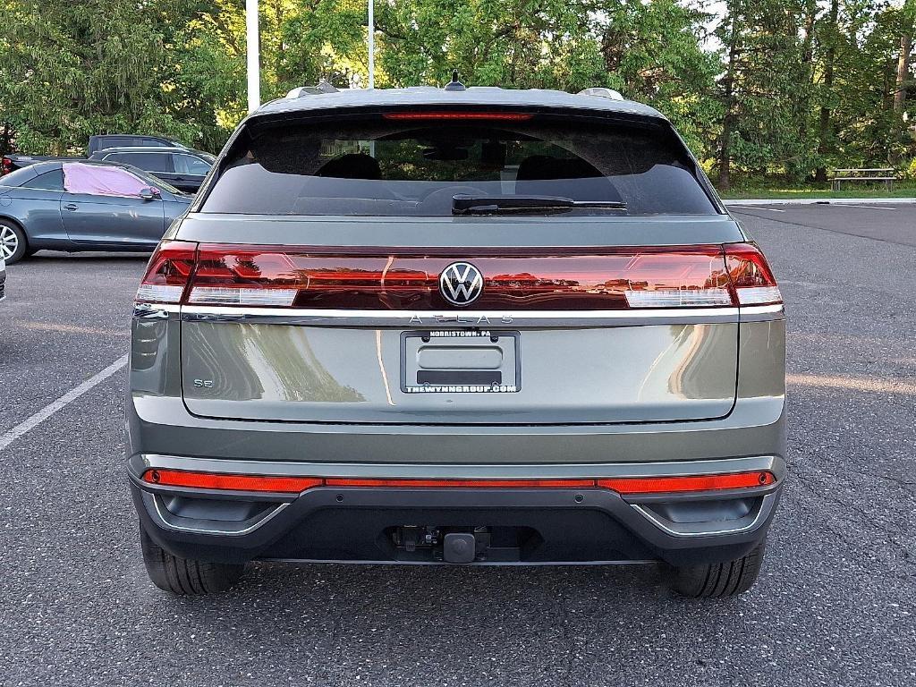 new 2025 Volkswagen Atlas Cross Sport car, priced at $42,023