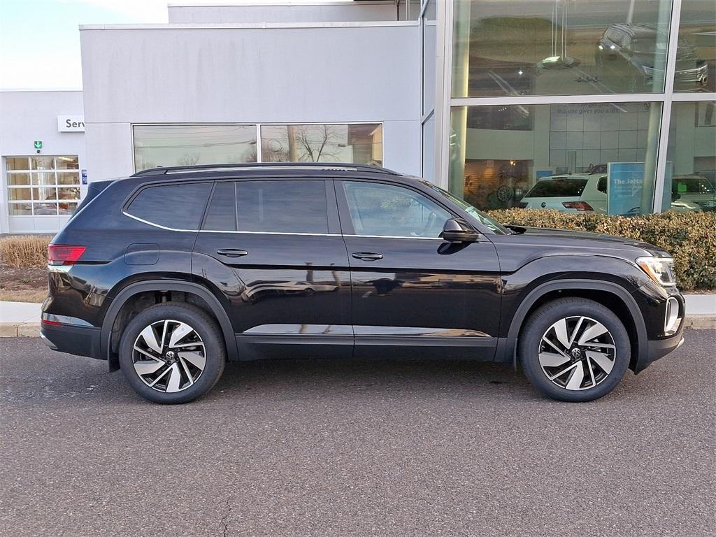 new 2025 Volkswagen Atlas car, priced at $44,905