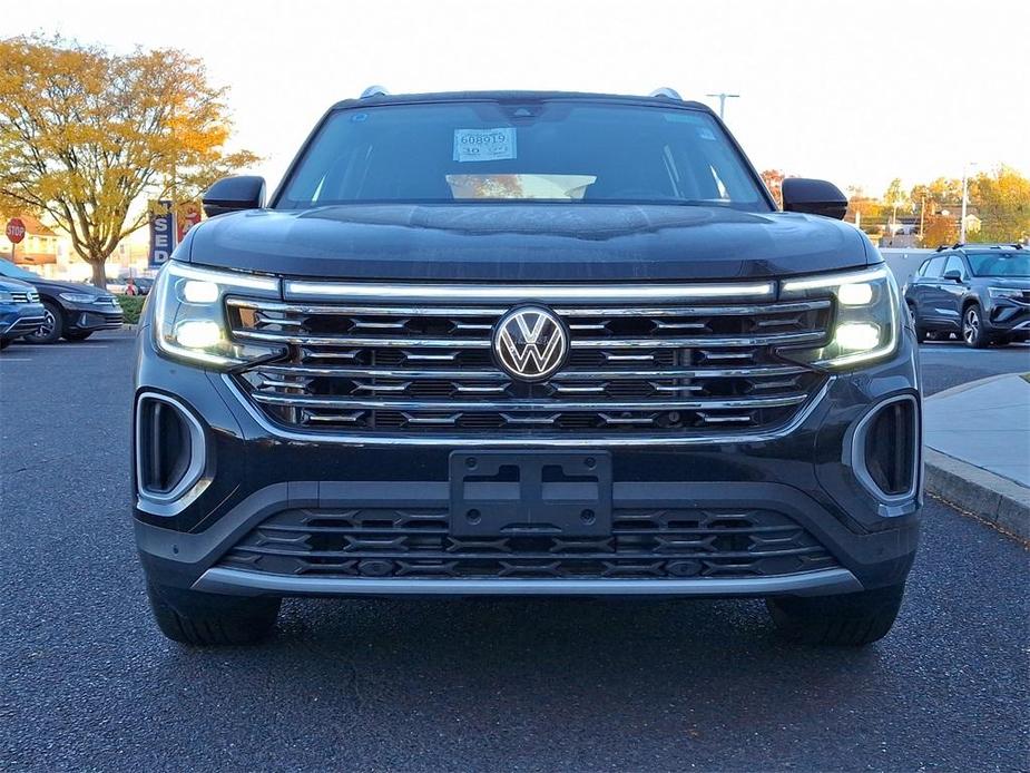 new 2024 Volkswagen Atlas car, priced at $50,580