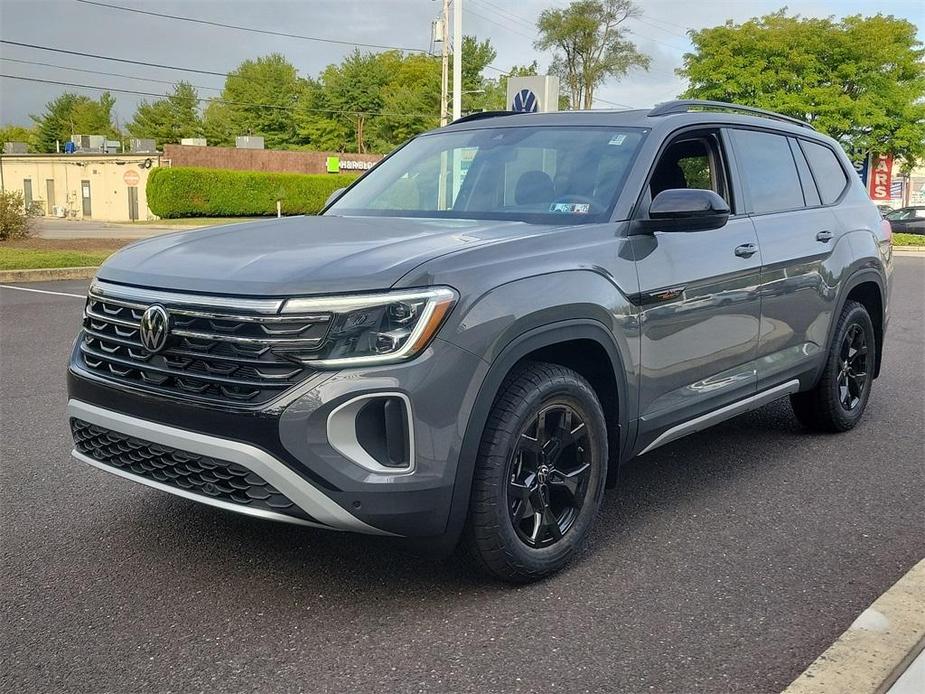 new 2024 Volkswagen Atlas car, priced at $48,773