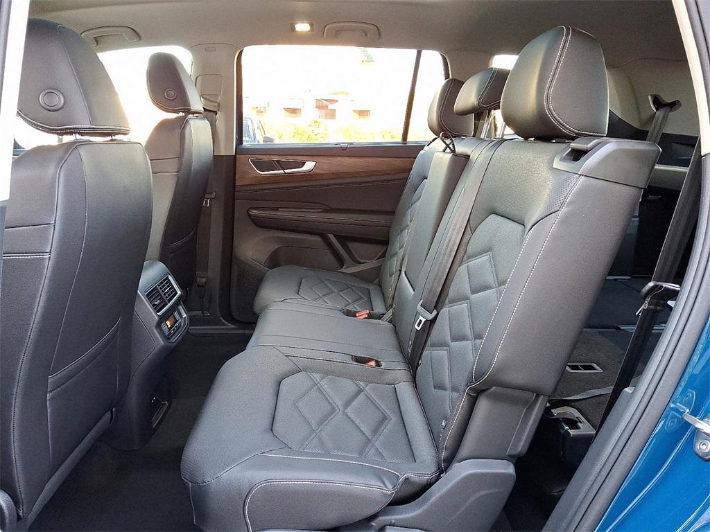 new 2025 Volkswagen Atlas car, priced at $44,639