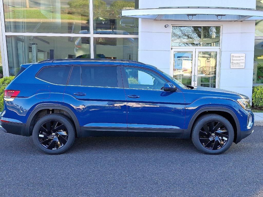 new 2025 Volkswagen Atlas car, priced at $45,639