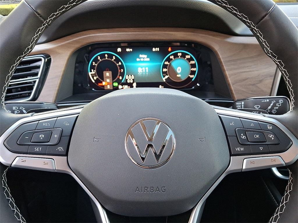 new 2025 Volkswagen Atlas car, priced at $44,639
