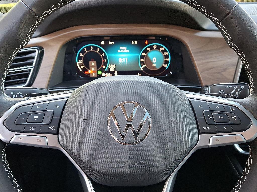 new 2025 Volkswagen Atlas car, priced at $45,639