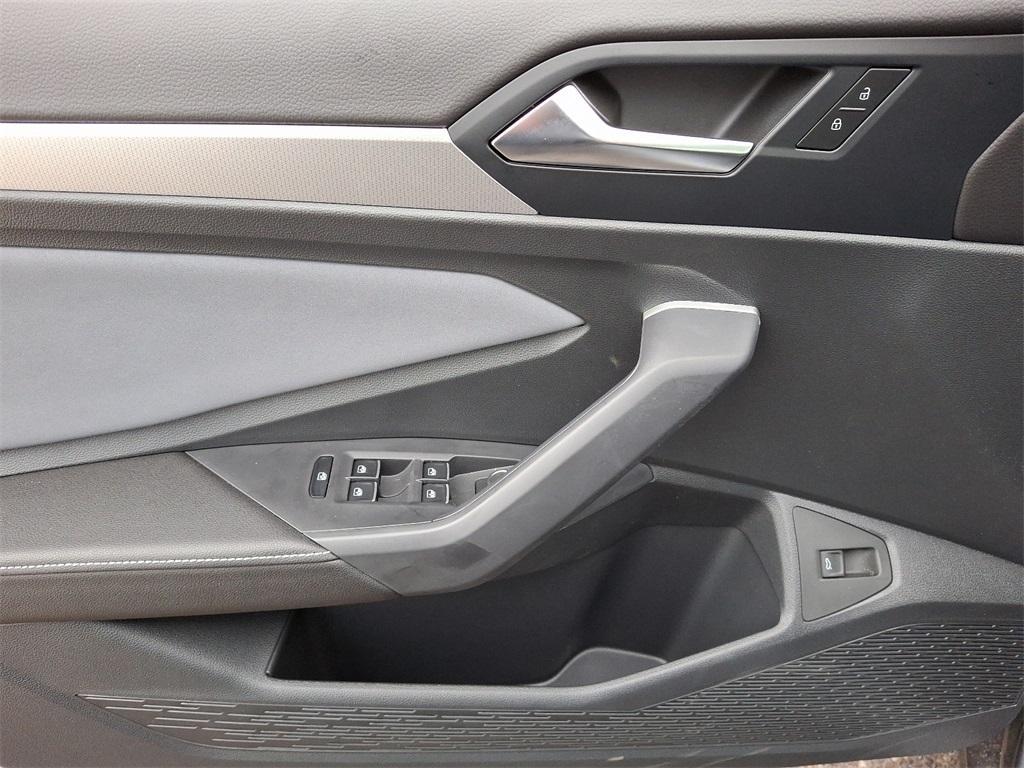 new 2025 Volkswagen Jetta car, priced at $26,033