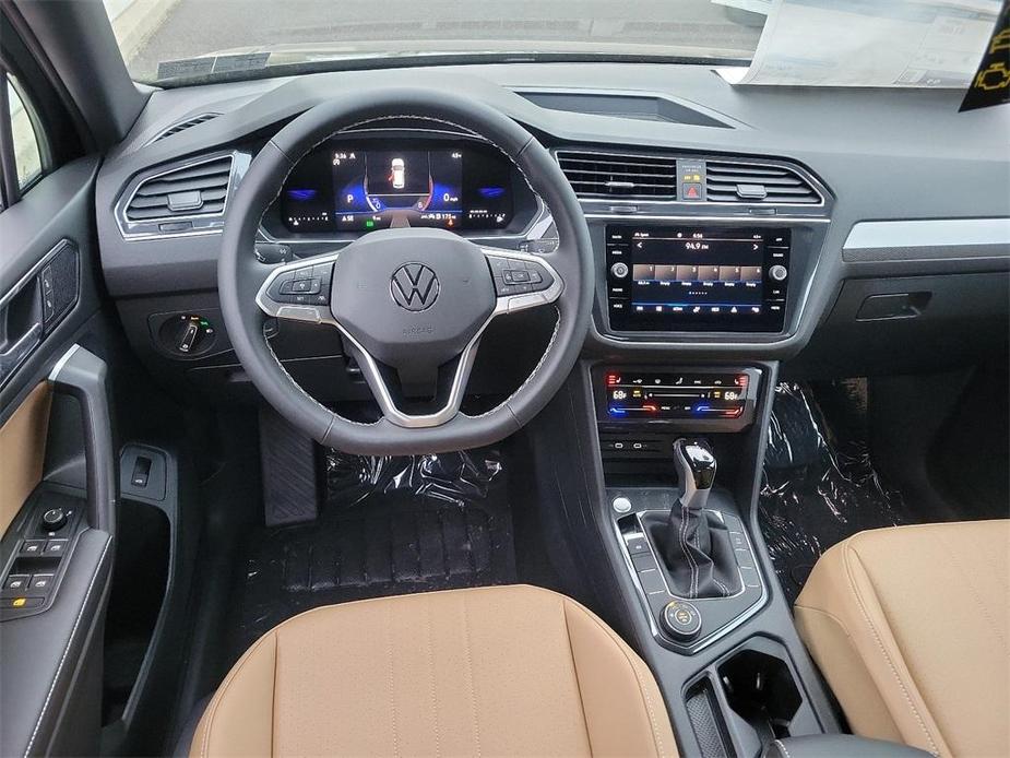 new 2024 Volkswagen Tiguan car, priced at $33,584